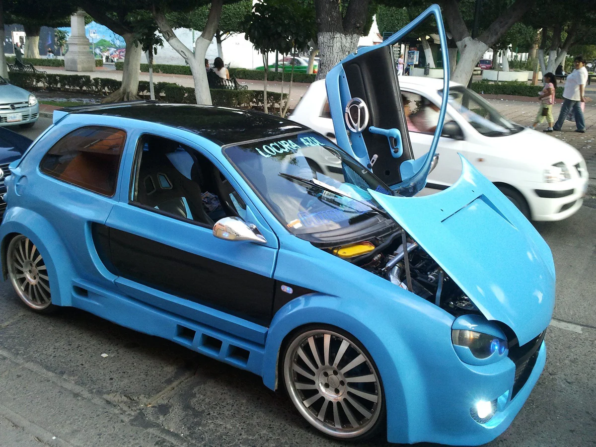 modified_cars_bf2ac6ff-0264-406d-a5e9-a3972b045a03_1200x1200