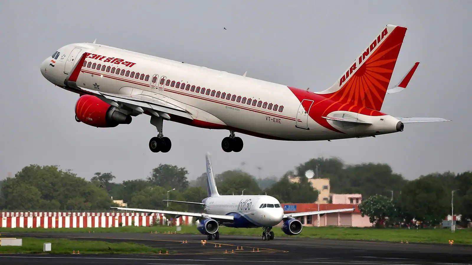Flights WhatsApp Group Link Join 2025