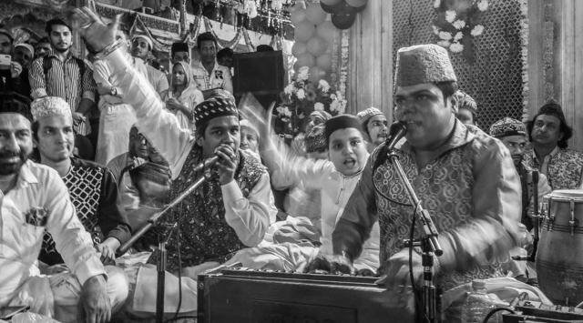 Nizamuddind-Dargah-1200